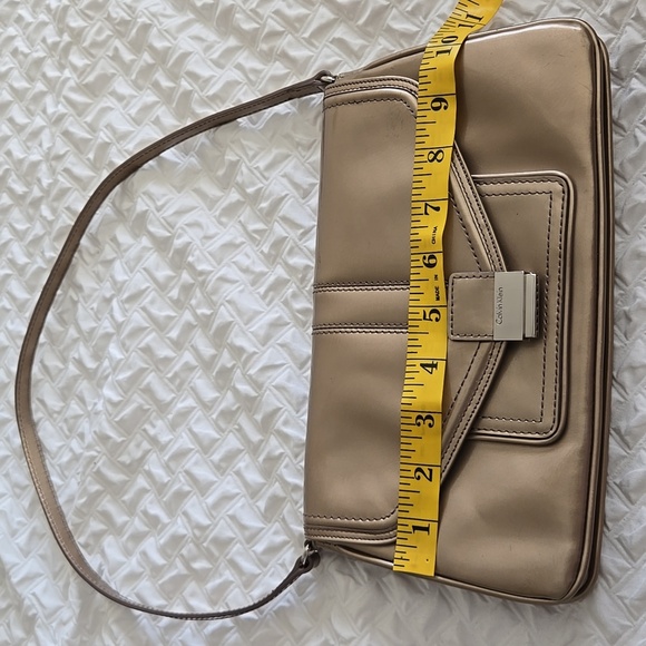 Calvin Klein Gold Baguette Bag with Flap Closure - Picture 13 of 15